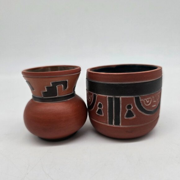 Set Of 2 Miniature Terracotta Clay Pots With Geometric & Tribal Maya Patterns - Picture 4 of 9